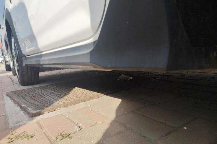 Used Geely Galaxy Panda 2025 210km Panda Kart Left Side Sill