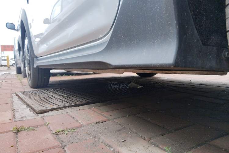 Used Geely Galaxy Panda 2025 210km Panda Kart Left Side Sill