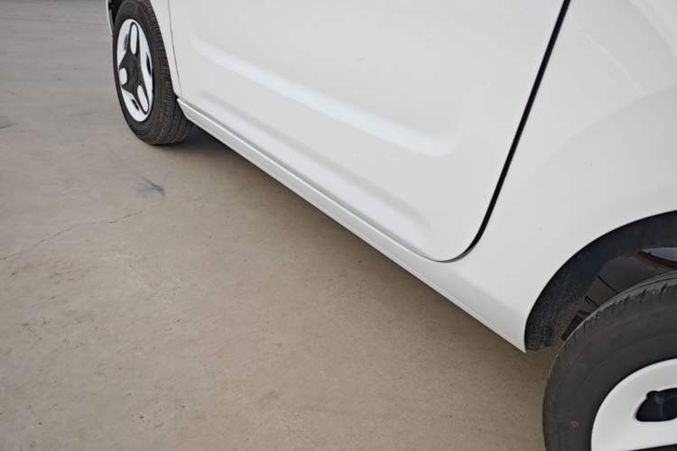 Used Geely Galaxy Panda 2025 210 km – Yuanqi Bear Left Side Sill