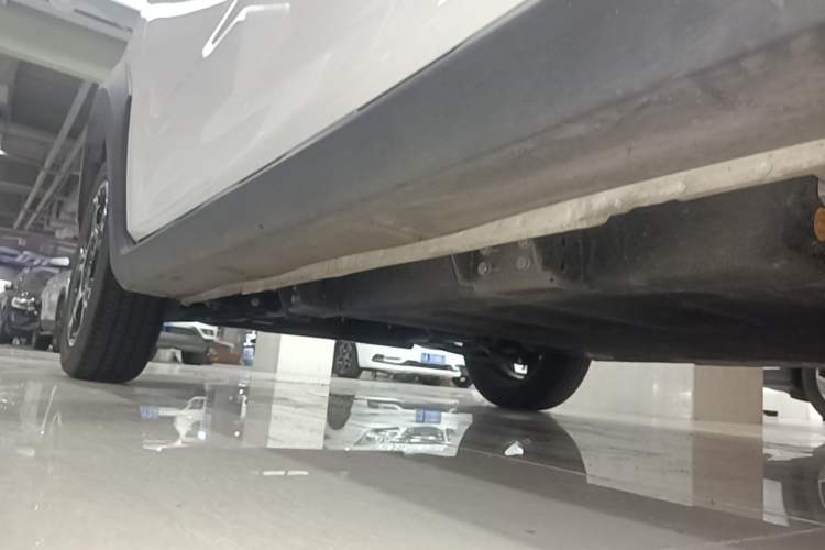 Used Geely Galaxy Panda 2025 210km Panda Rider Left Side Sill