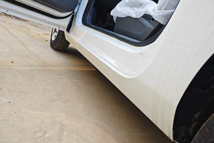 Used Geely Galaxy Panda 2025 210 km – Yuanqi Bear Left Side Sill