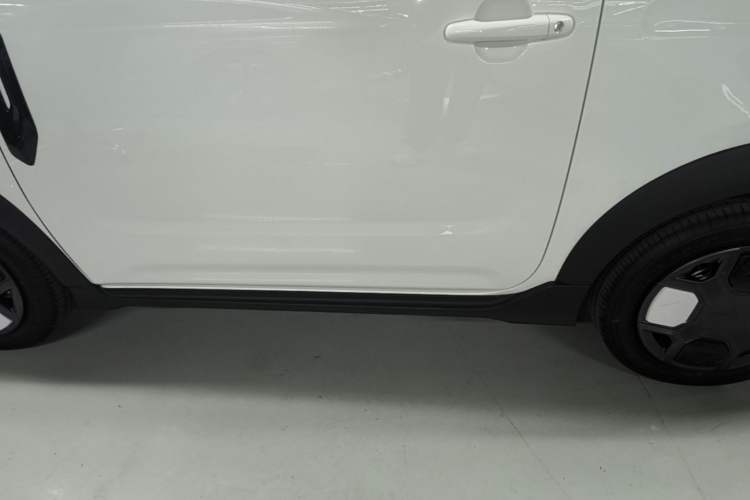 Used Geely Galaxy Panda 2025 210km Panda Kart Left Side Sill