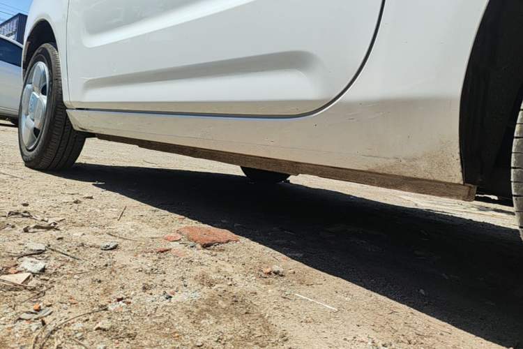 Used Geely Galaxy Panda 2025 210 km – Yuanqi Bear Left Side Sill