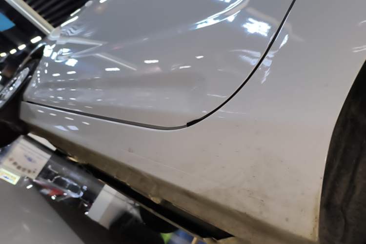 Used Geely Galaxy Panda 2025 210 km – Yuanqi Bear Left Side Sill