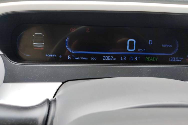 Used Geely Galaxy Panda 2025 210 km – Yuanqi Bear Odometer Close Up
