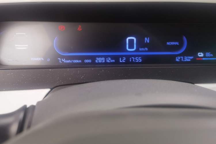 Used Geely Galaxy Panda 2025 210km Panda Kart Odometer Close Up