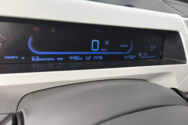 Used Geely Galaxy Panda 2025 210 km – Yuanqi Bear Odometer Close Up