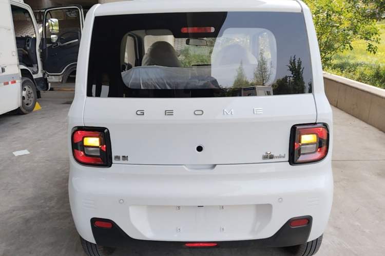 Used Geely Galaxy Panda 2025 210 km – Yuanqi Bear Rear