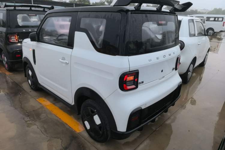 Used Geely Galaxy Panda 2025 210km Panda Kart Rear Left 45 Deg