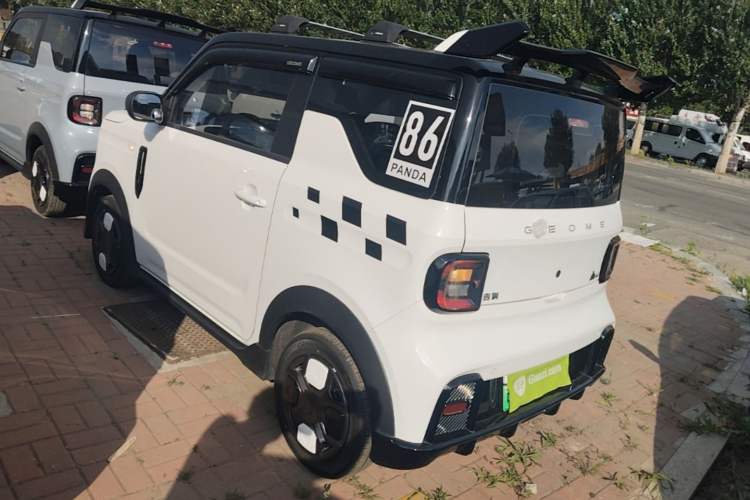 Used Geely Galaxy Panda 2025 210km Panda Kart Rear Left 45 Deg