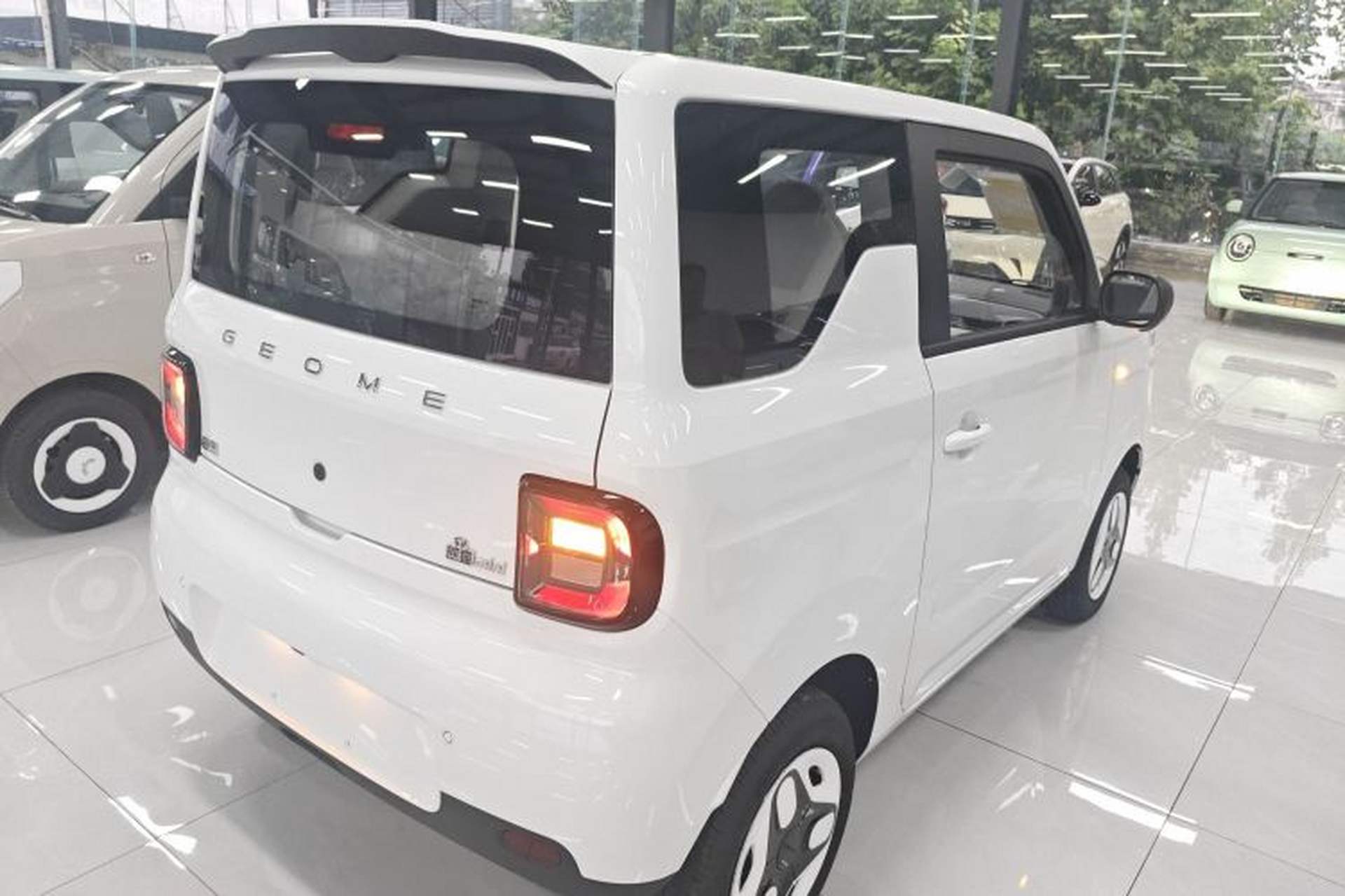 Used Geely Galaxy Panda 2025 210 km – Yuanqi Bear Rear Right 45 Deg