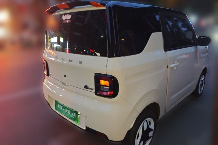 Used Geely Galaxy Panda 2025 210 km – Yuanqi Bear Rear Right 45 Deg