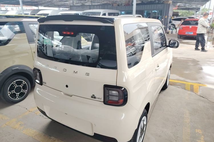 Used Geely Galaxy Panda 2025 210 km – Yuanqi Bear Rear Right 45 Deg