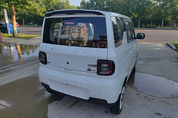 Used Geely Galaxy Panda 2025 210 km – Yuanqi Bear Rear Right 45 Deg