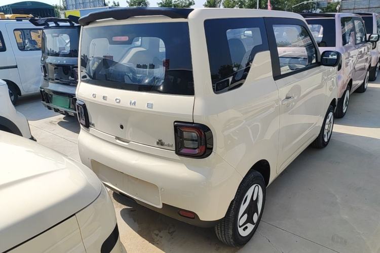 Used Geely Galaxy Panda 2025 210 km – Yuanqi Bear Rear Right 45 Deg