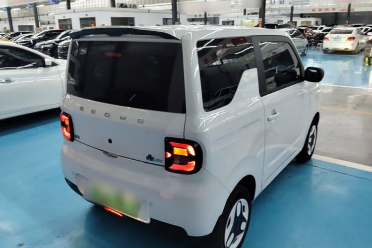 Used Geely Galaxy Panda 2025 210 km – Yuanqi Bear Rear Right 45 Deg
