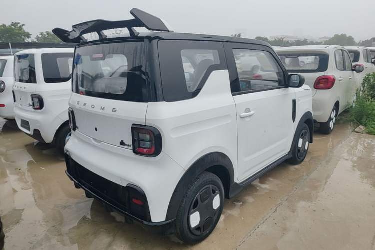 Used Geely Galaxy Panda 2025 210km Panda Kart Rear Right 45 Deg
