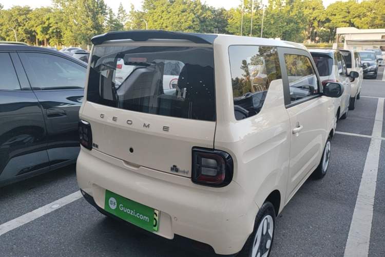 Used Geely Galaxy Panda 2025 210 km – Yuanqi Bear Rear Right 45 Deg