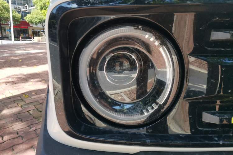Used Geely Galaxy Panda 2025 210km Panda Rider Right Front Headlight