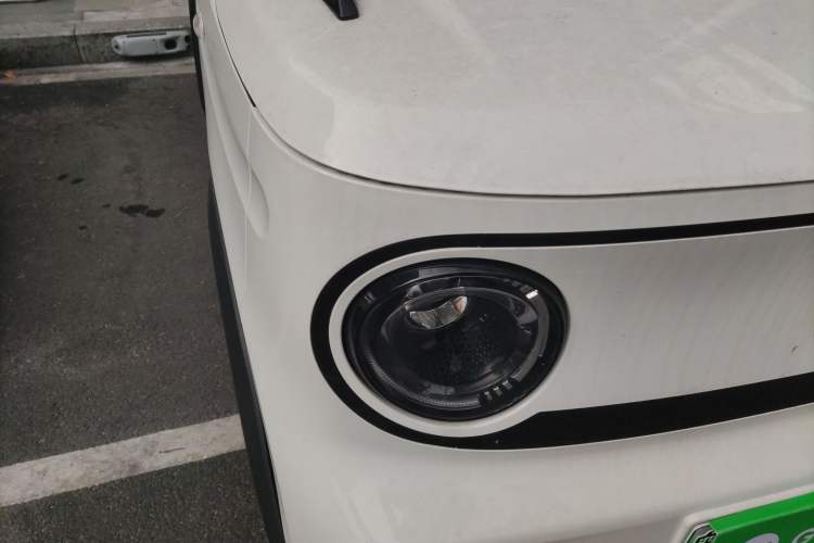 Used Geely Galaxy Panda 2025 210km Panda Kart Right Front Headlight