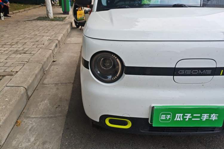 Used Geely Galaxy Panda 2025 210 km – Yuanqi Bear Right Front Headlight