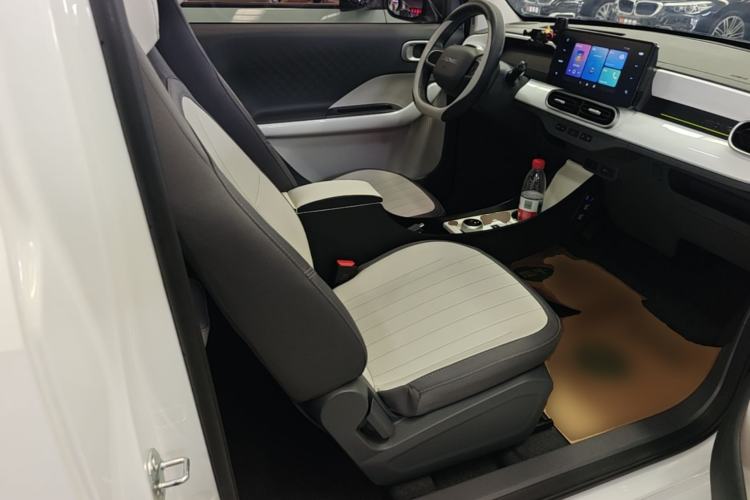Used Geely Galaxy Panda 2025 210km Panda Kart Right Front Seat