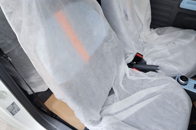 Used Geely Galaxy Panda 2025 210 km – Yuanqi Bear Right Front Seat