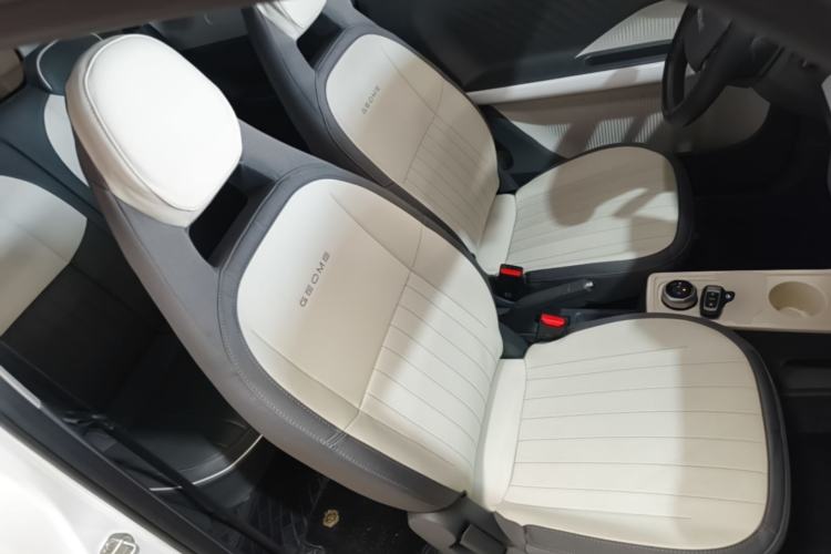 Used Geely Galaxy Panda 2025 210km Panda Kart Right Front Seat