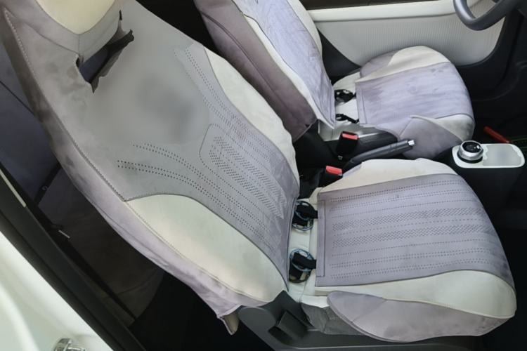 Used Geely Galaxy Panda 2025 210 km – Yuanqi Bear Right Front Seat