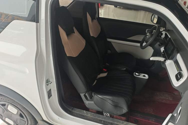 Used Geely Galaxy Panda 2025 210km Panda Kart Right Front Seat