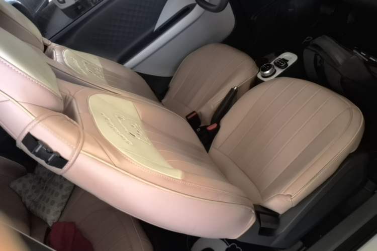 Used Geely Galaxy Panda 2025 210 km – Yuanqi Bear Right Front Seat