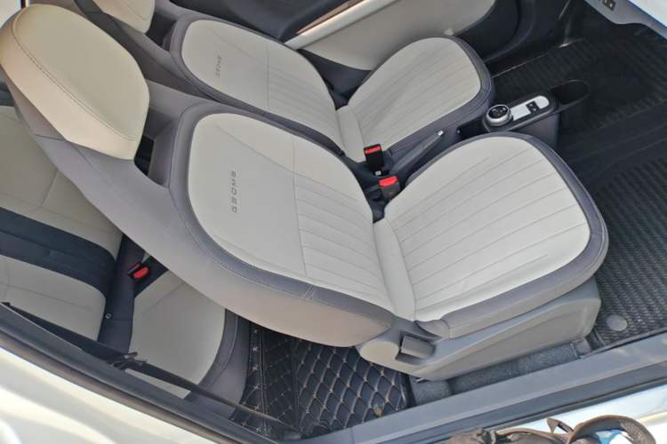 Used Geely Galaxy Panda 2025 210km Panda Kart Right Front Seat