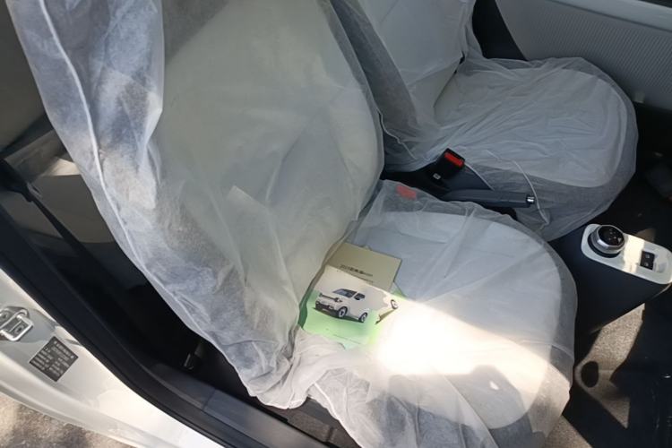 Used Geely Galaxy Panda 2025 210 km – Yuanqi Bear Right Front Seat