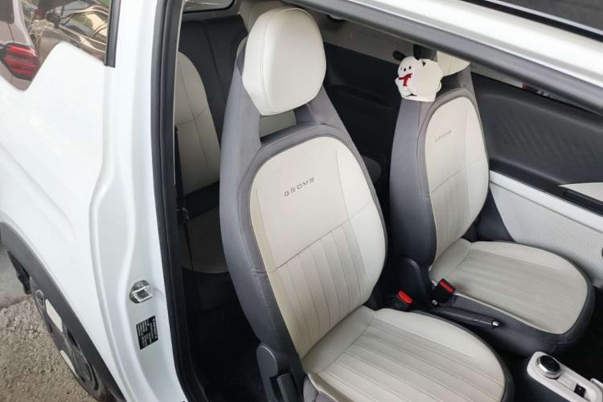 Used Geely Galaxy Panda 2025 210km Panda Kart Right Front Seat
