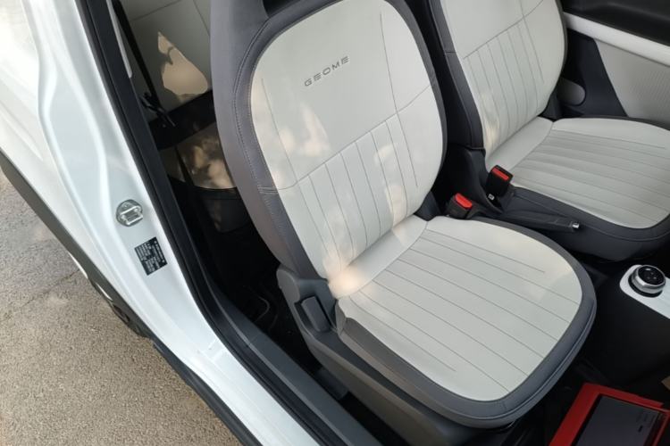 Used Geely Galaxy Panda 2025 210km Panda Kart Right Front Seat