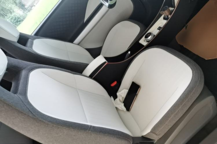 Used Geely Galaxy Panda 2025 210 km – Yuanqi Bear Right Front Seat