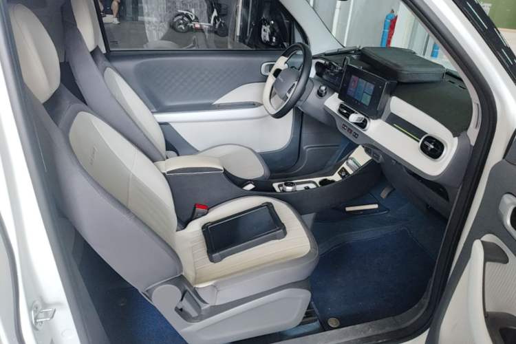 Used Geely Galaxy Panda 2025 210km Panda Kart Right Front Seat