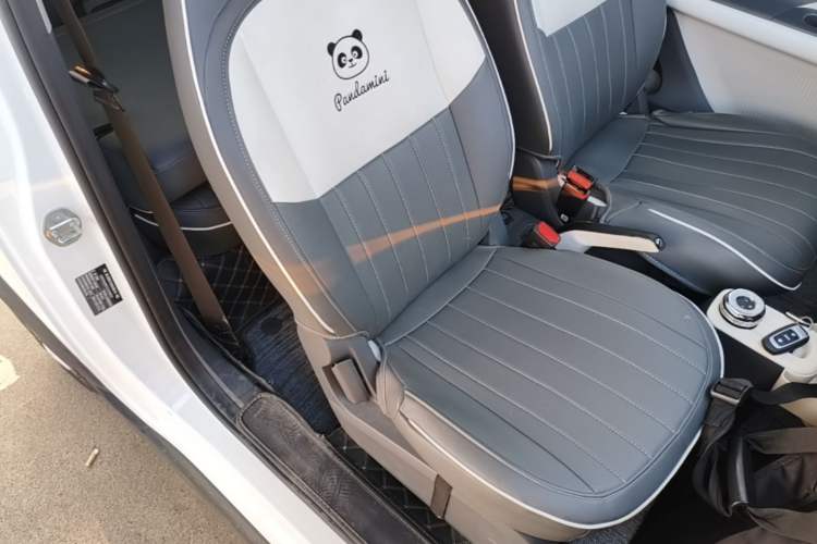 Used Geely Galaxy Panda 2025 210km Panda Kart Right Front Seat