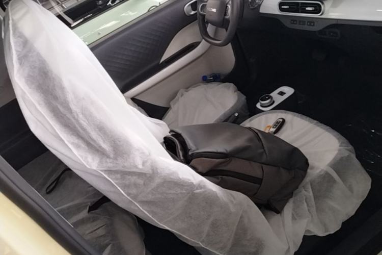 Used Geely Galaxy Panda 2025 210 km – Yuanqi Bear Right Front Seat