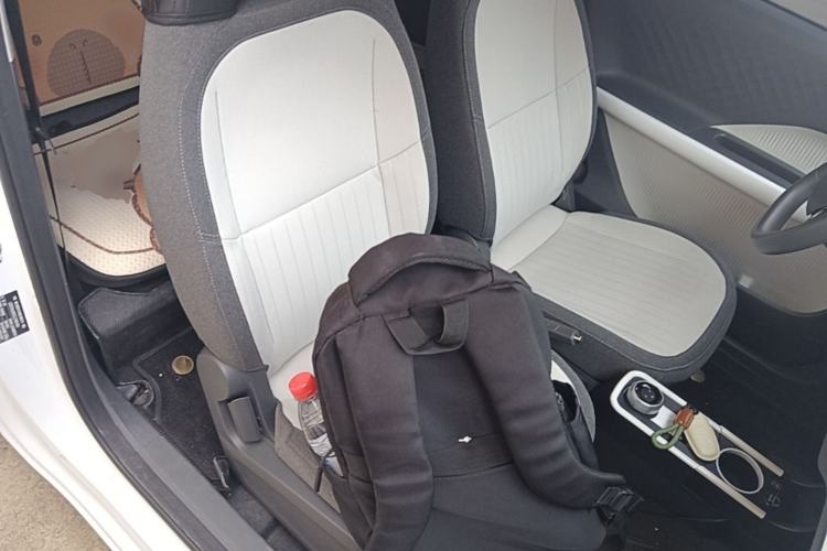 Used Geely Galaxy Panda 2025 210 km – Yuanqi Bear Right Front Seat