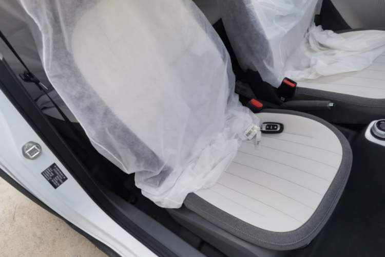 Used Geely Galaxy Panda 2025 210km Panda Kart Right Front Seat