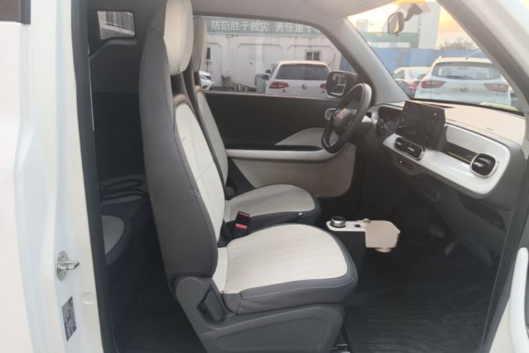 Used Geely Galaxy Panda 2025 210km Panda Rider Right Front Seat