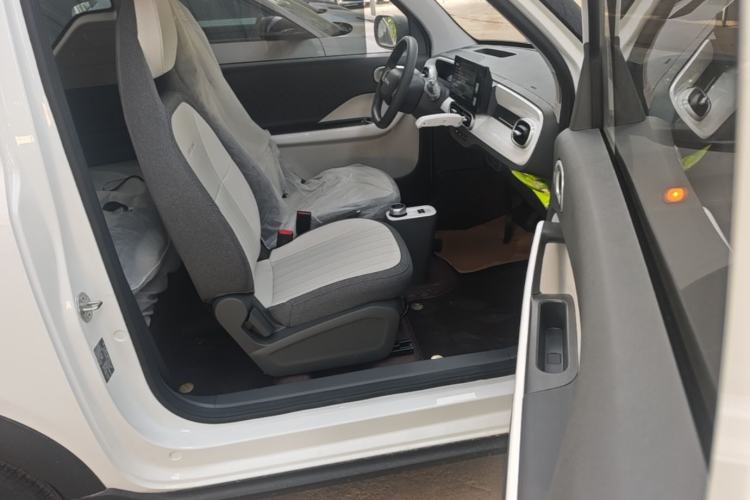 Used Geely Galaxy Panda 2025 210km Panda Kart Right Front Seat
