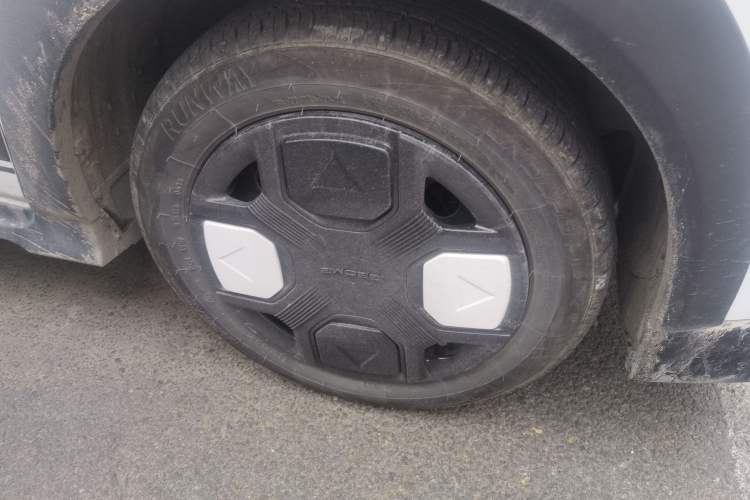Used Geely Galaxy Panda 2025 210km Panda Kart Right Front Wheel Hub