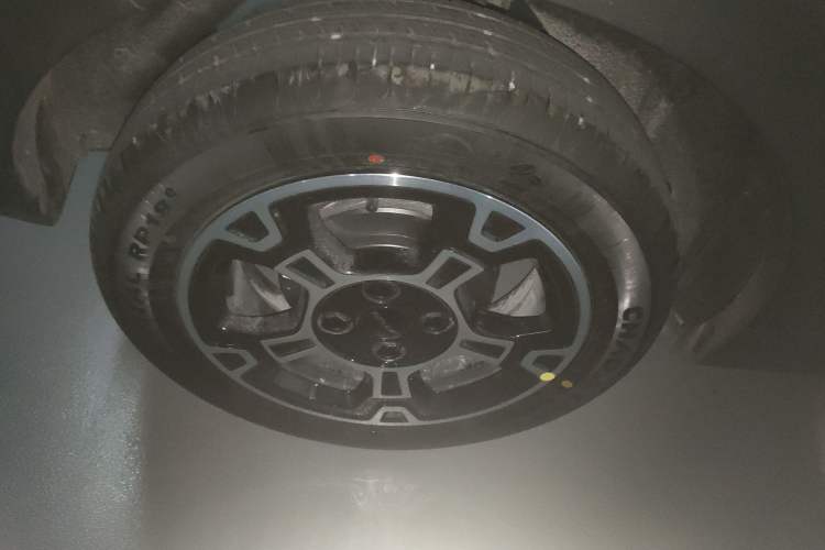 Used Geely Galaxy Panda 2025 210km Panda Rider Right Front Wheel Hub