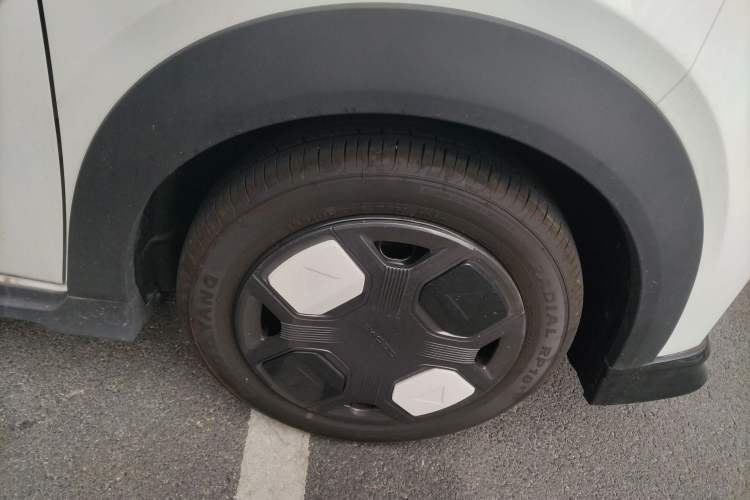 Used Geely Galaxy Panda 2025 210km Panda Kart Right Front Wheel Hub