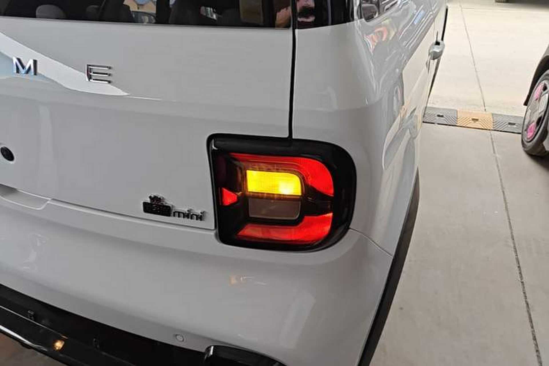 Used Geely Galaxy Panda 2025 210km Panda Kart Right Rear Taillight