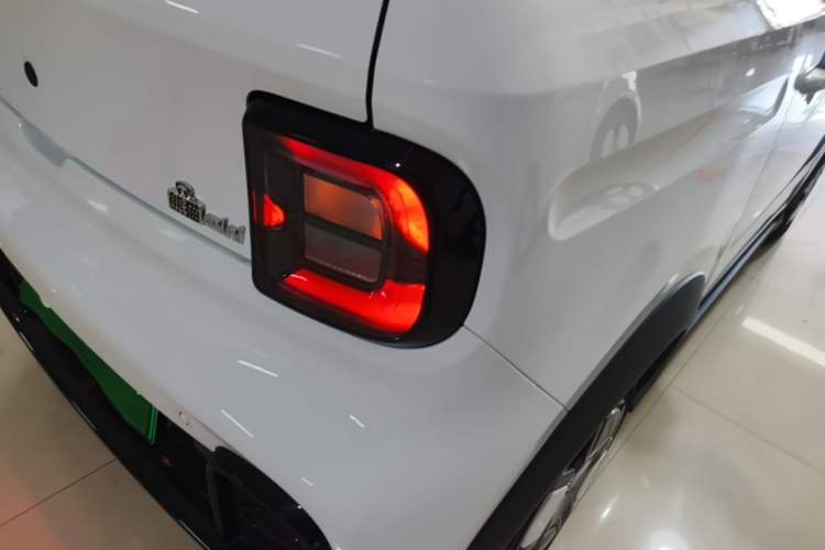 Used Geely Galaxy Panda 2025 210km Panda Kart Right Rear Taillight