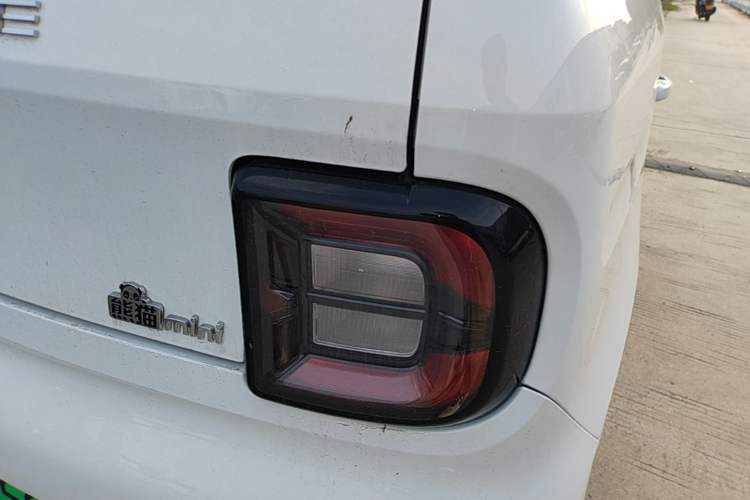Used Geely Galaxy Panda 2025 210 km – Yuanqi Bear Right Rear Taillight