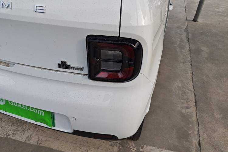 Used Geely Galaxy Panda 2025 210 km – Yuanqi Bear Right Rear Taillight